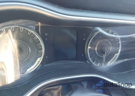 2017 Chrysler 200 Limited Platinum from USA, damaged, VIN 1C3CCCAB0HN500202